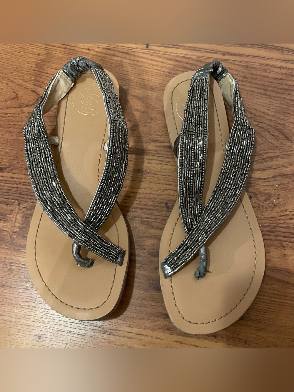 Jessica Simpson 7.5 Beaded Thong Metallic Gray Sandals